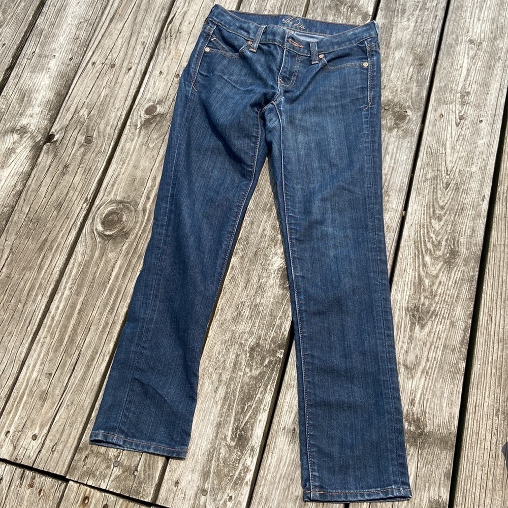 The Diva jeans will make you strut your stuff in style with copper rivets. Sexy.